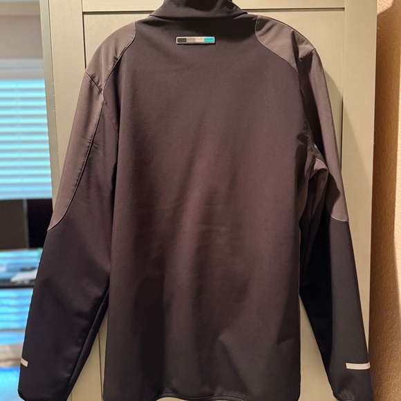 Mercedes AMG Petronas F1 Black Jacket Size L - Picture 2 of 2